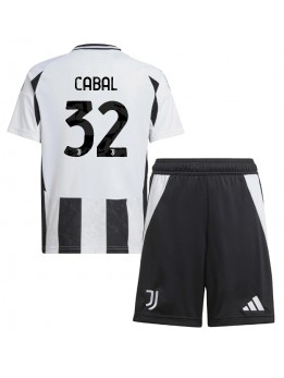 Juventus Juan Cabal #32 Replika Hemmakläder Barn 2024-25 Kortärmad (+ byxor)